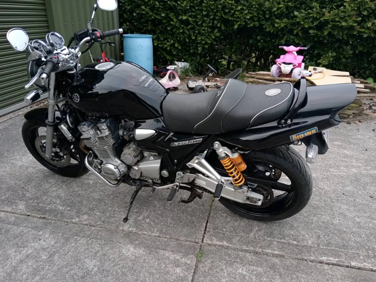 Yamaha  xjr 1300 09 - Image 1