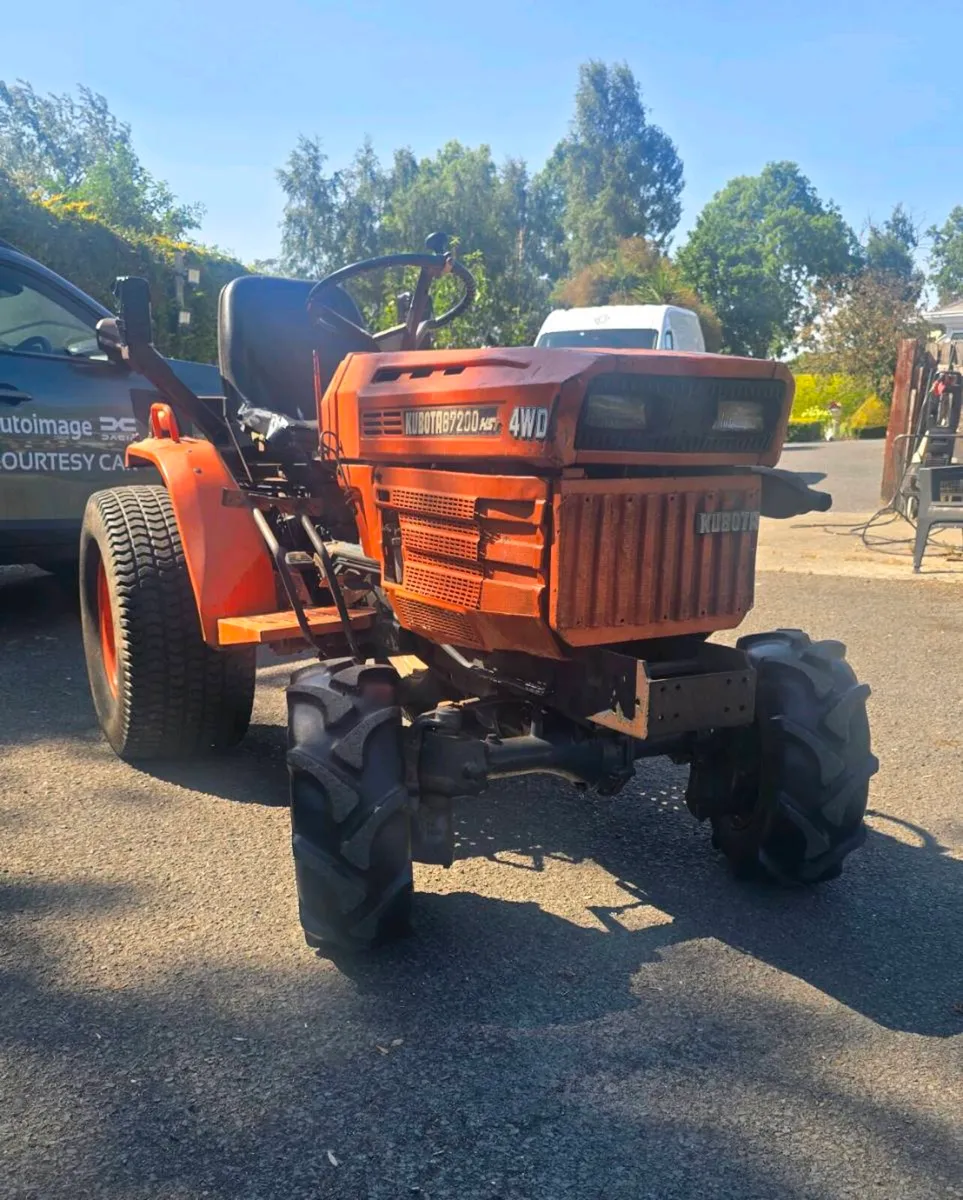 Kubota compact tractor - Image 1