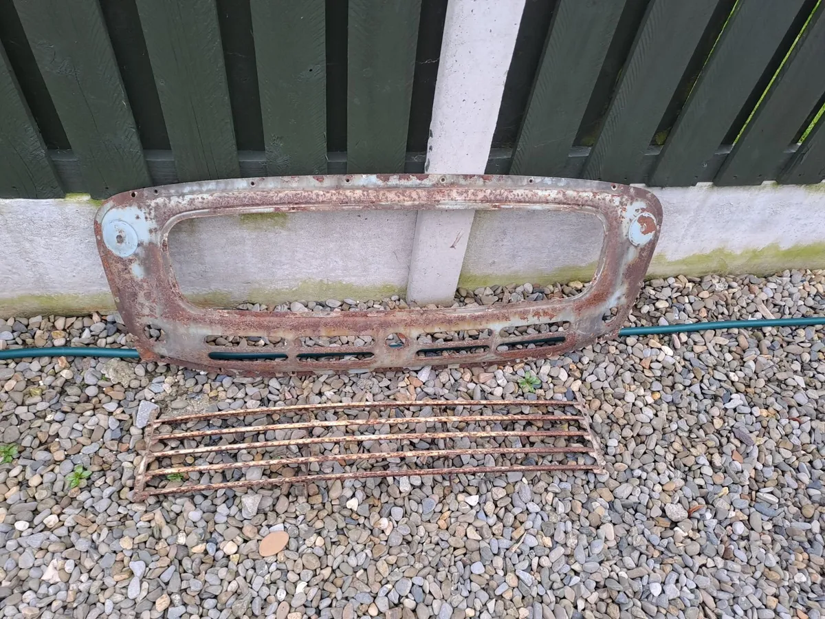 Morris minor parts - Image 2