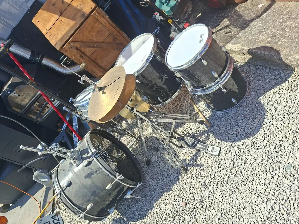 Drumming Set - Image 3