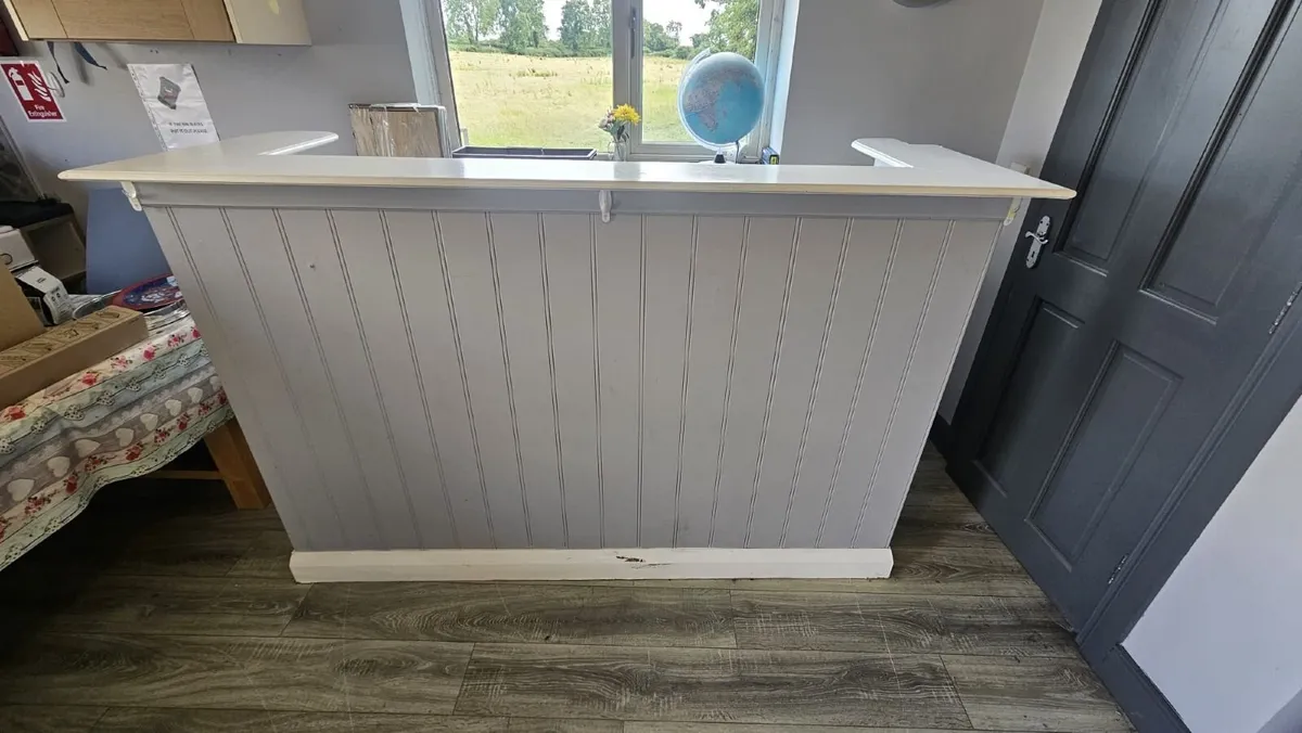 reception desk/Bar - Image 4
