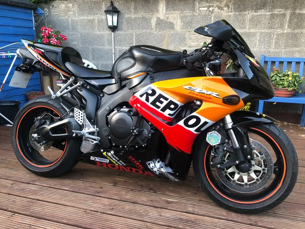 HONDA CBR1000RR REPSOL 2006 - Image 4