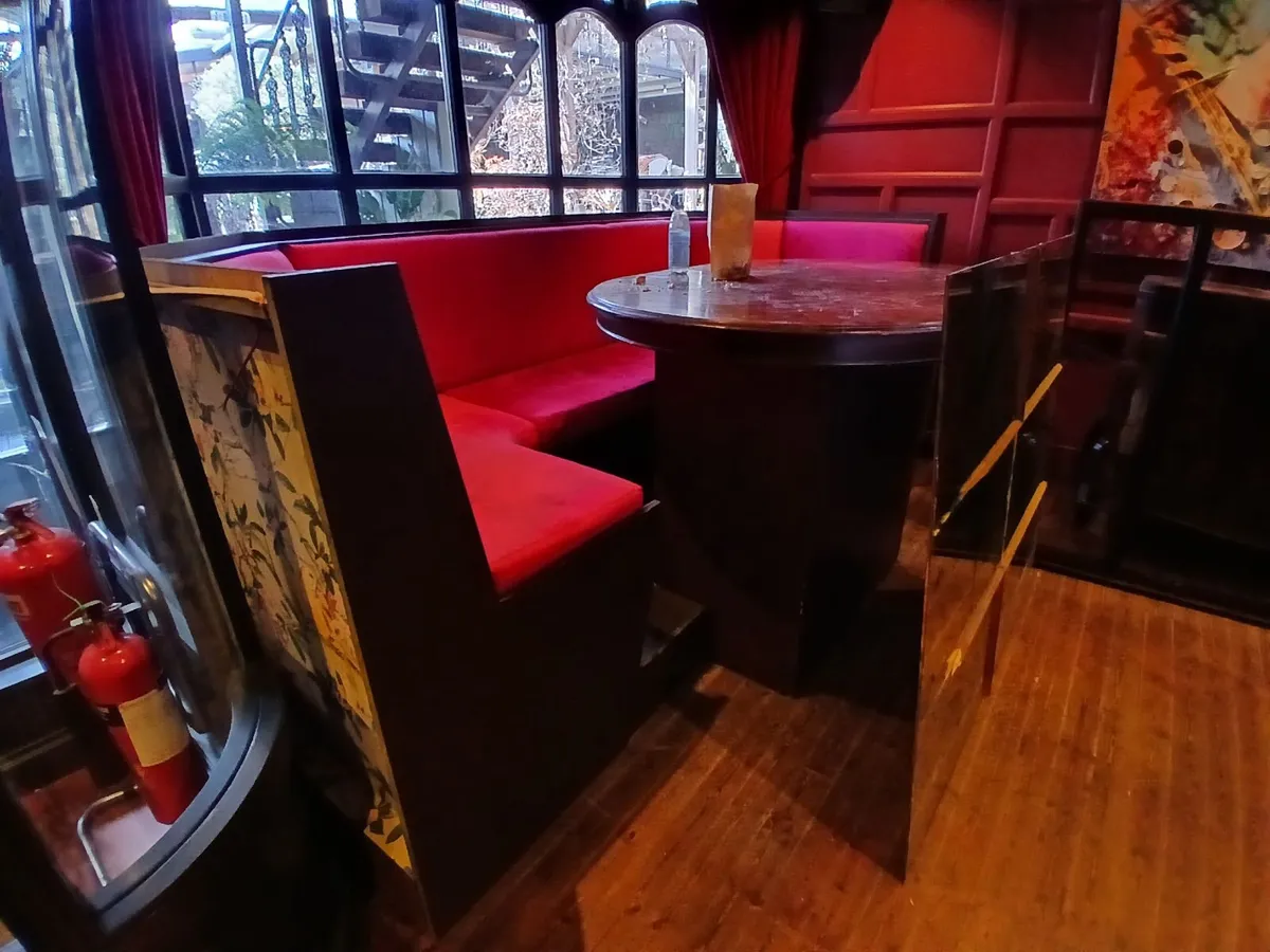 Garden furniture / pub furniture - Image 2