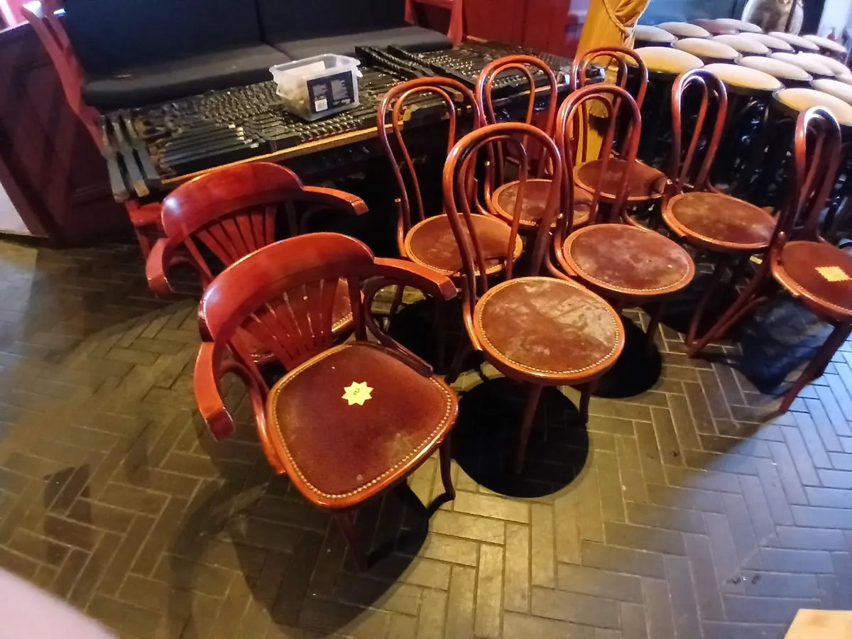 Garden furniture / pub furniture - Image 4