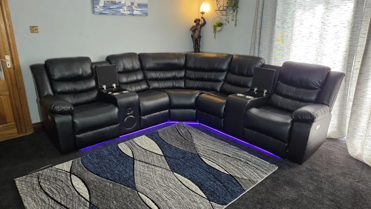 Corner sofa - full electric reclining - Image 4