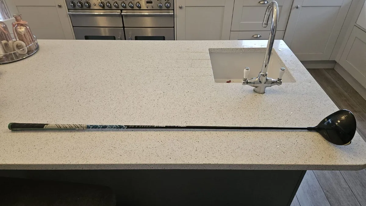 Golf club - Image 1