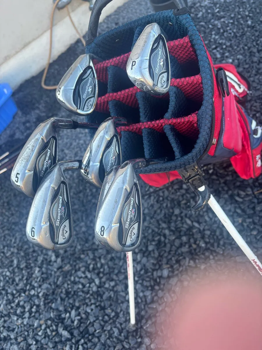 Callaway steelhead XR beginners irons 5-9 + Sw&Pw - Image 1