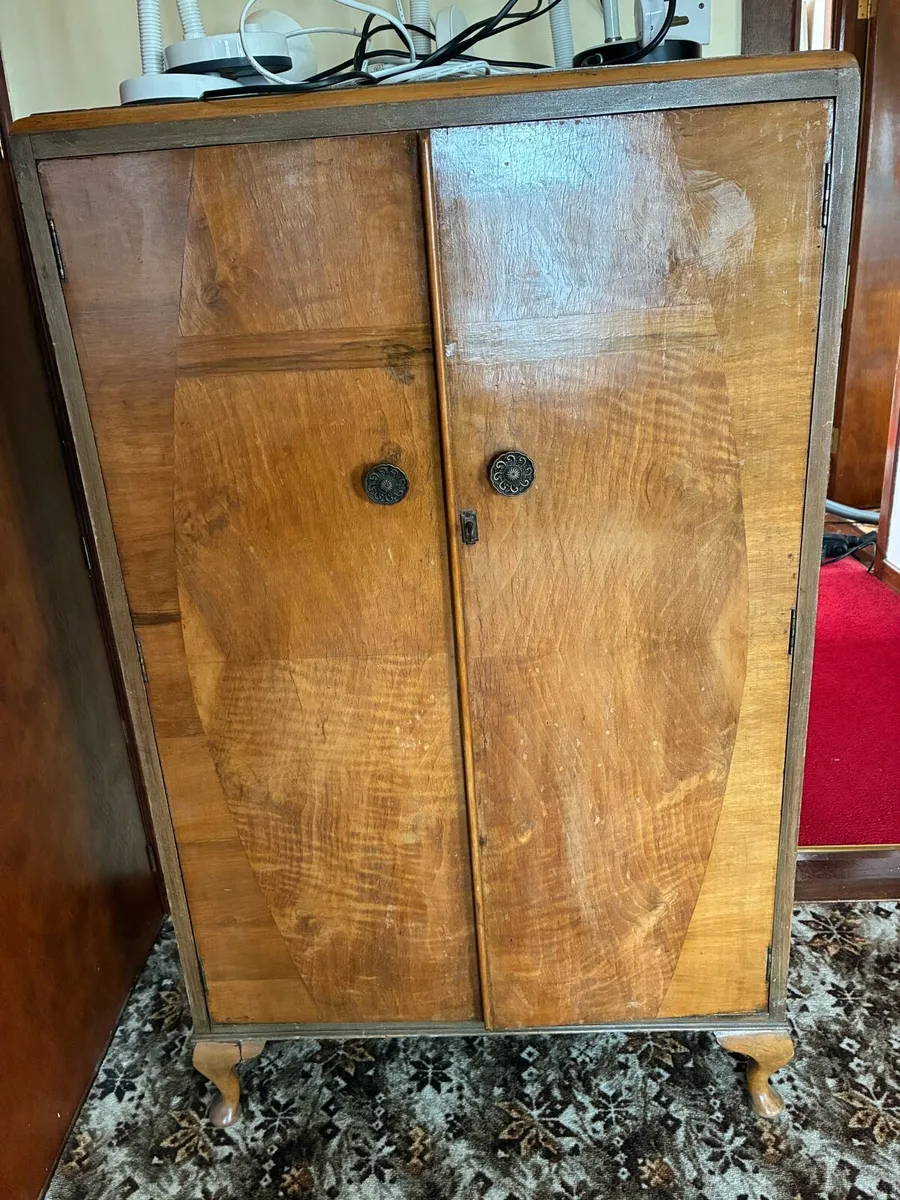Selection of furniture - Image 4