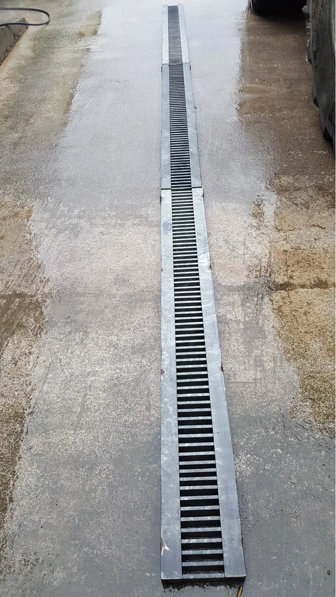 Galvanised channel drain grates - Image 2