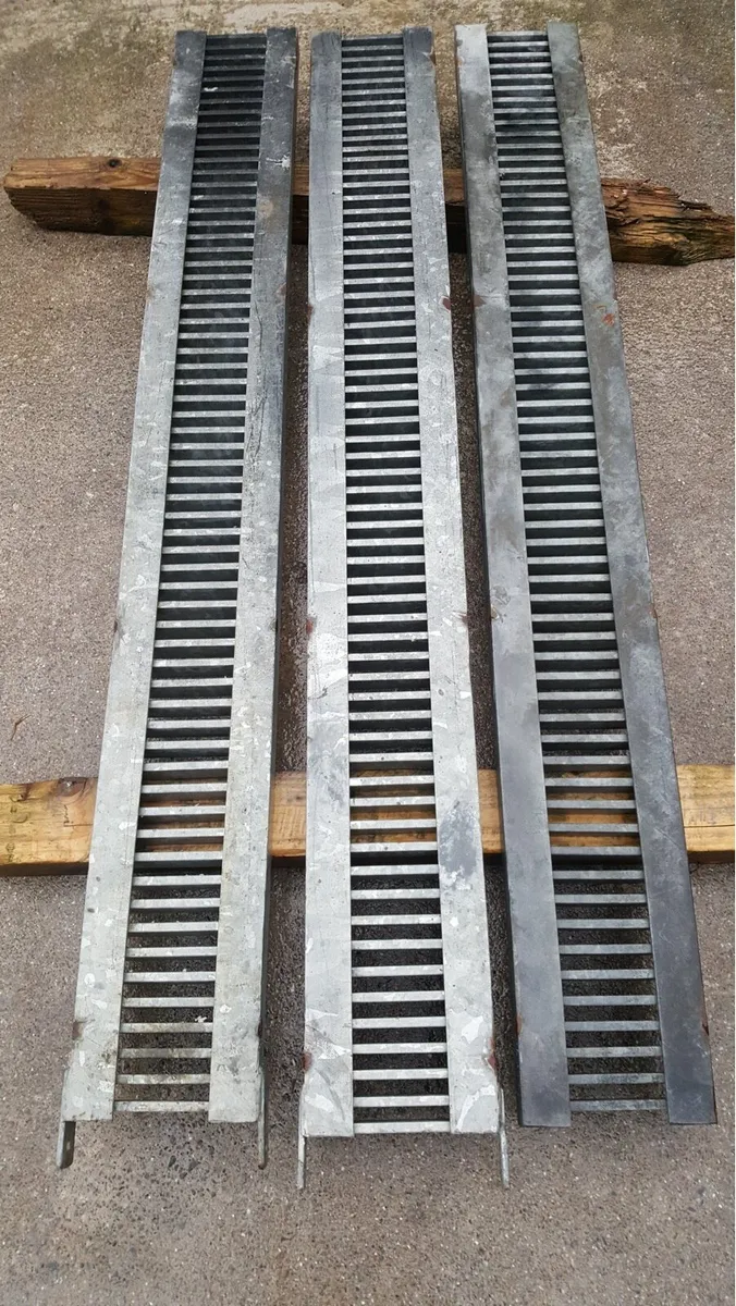 Galvanised channel drain grates - Image 1
