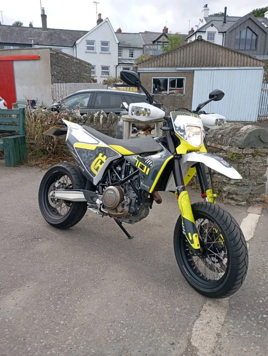 Husqvarna 701 supermoto - Image 1