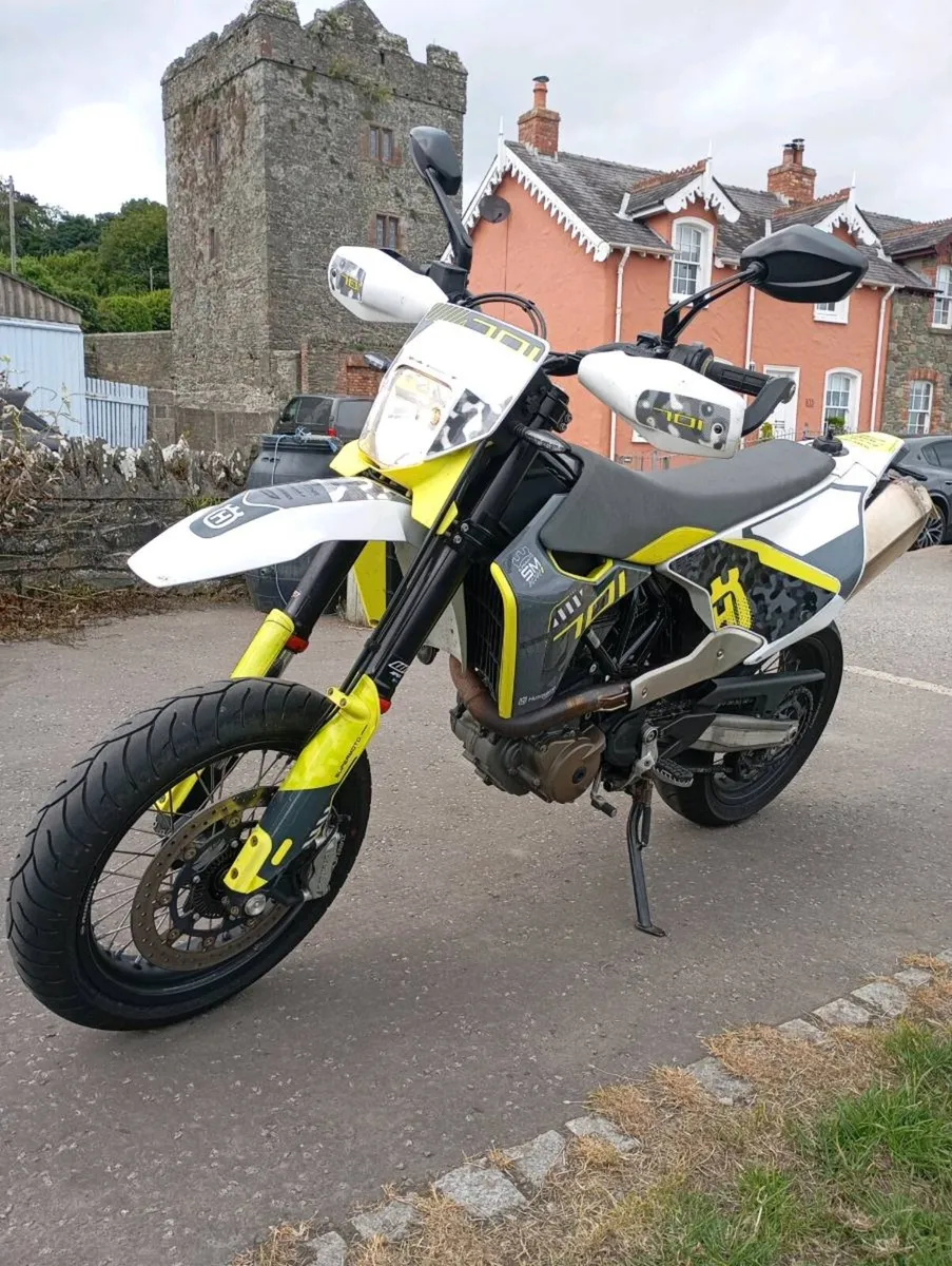Husqvarna 701 supermoto - Image 4