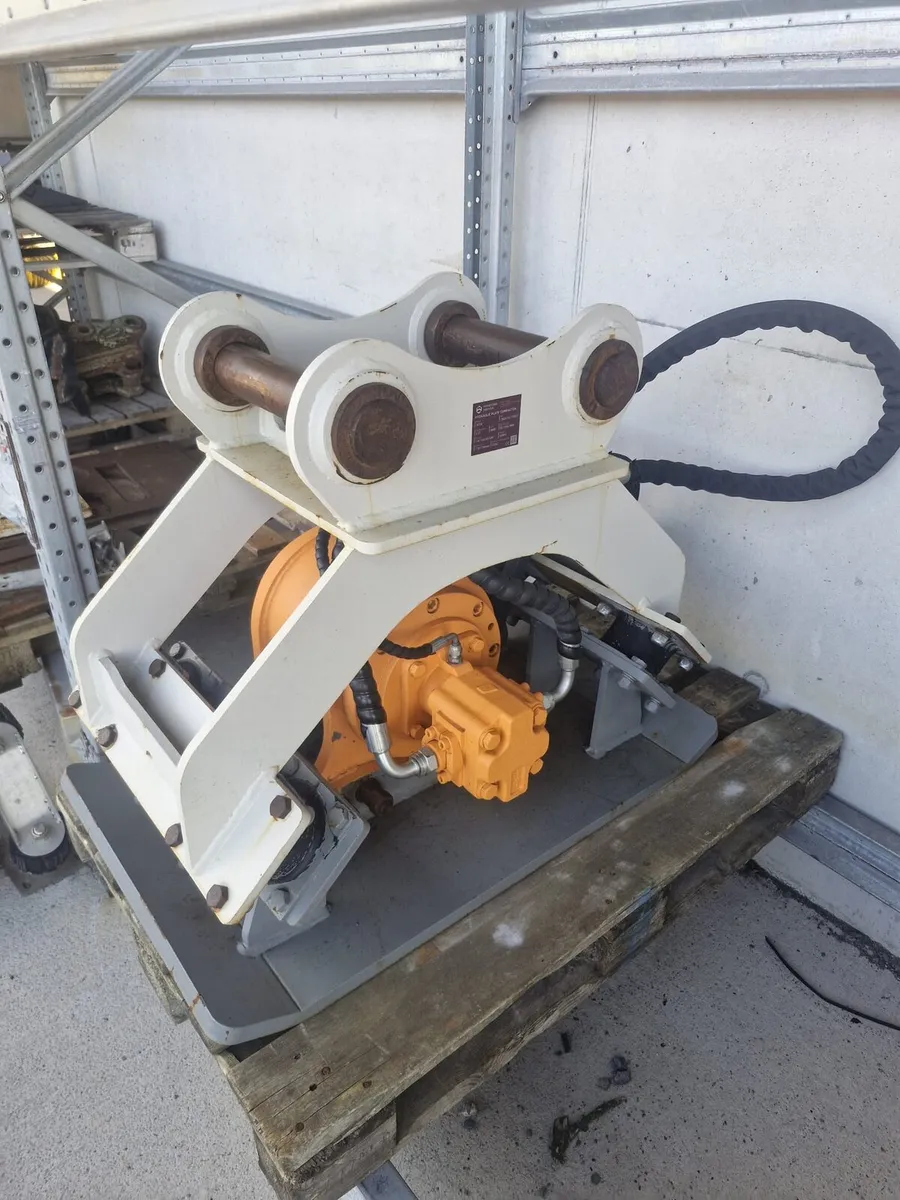 65mm pins plate compactor for 13/20ton - Image 1