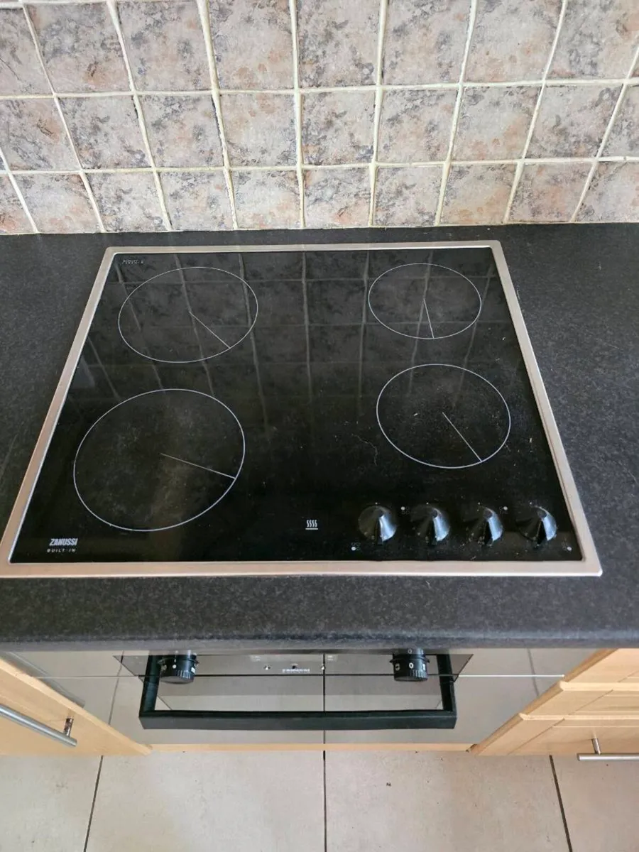Hob, Oven, Fridge - Image 3