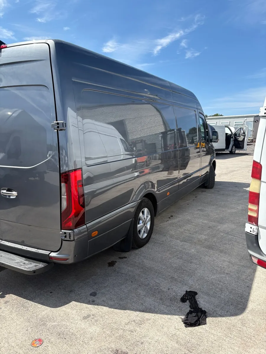 Mercedes-Benz Sprinter 3.0 v6 💪 - Image 4