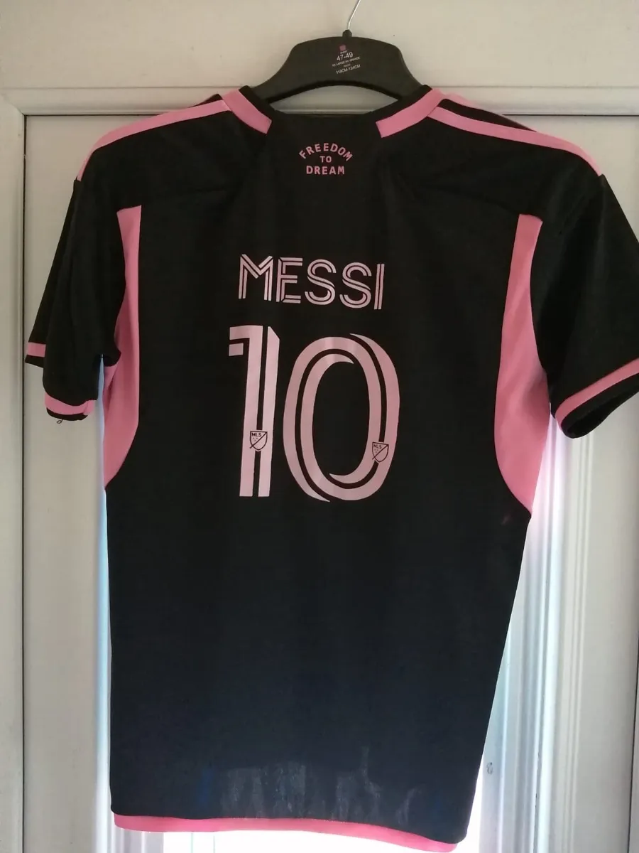 Inter Miami kids jersey. - Image 2