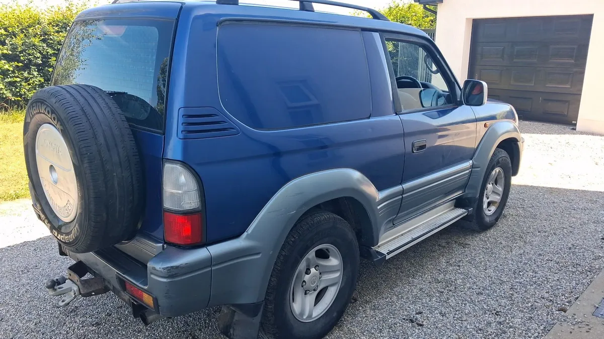 Toyota Land Cruiser 2000 - Image 4