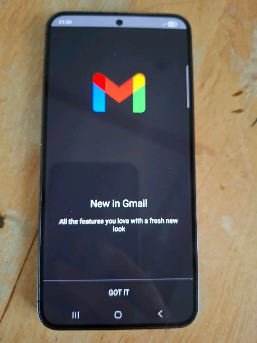 Samsung Galaxy 24 - Image 2