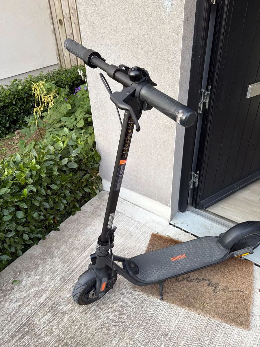 E Scooter - Image 3