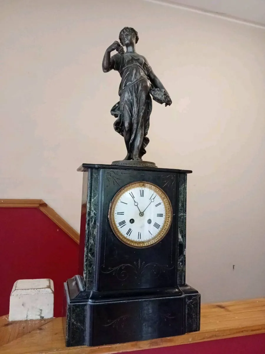 Antique clock - Image 1