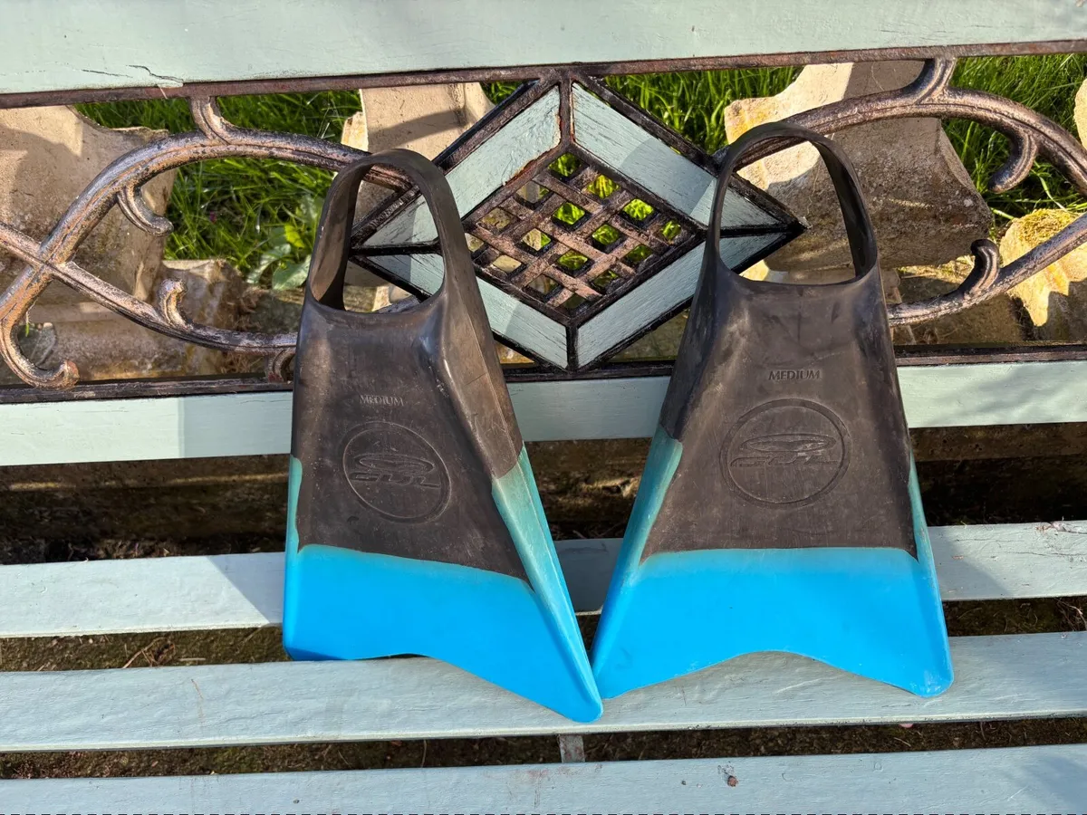 Gul Surf/Bodyboarding Fins Medium - Image 1