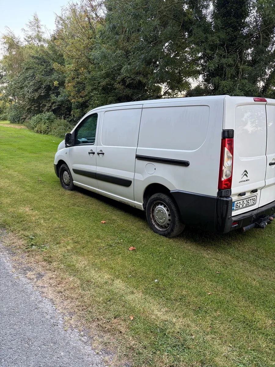 Van - Image 3