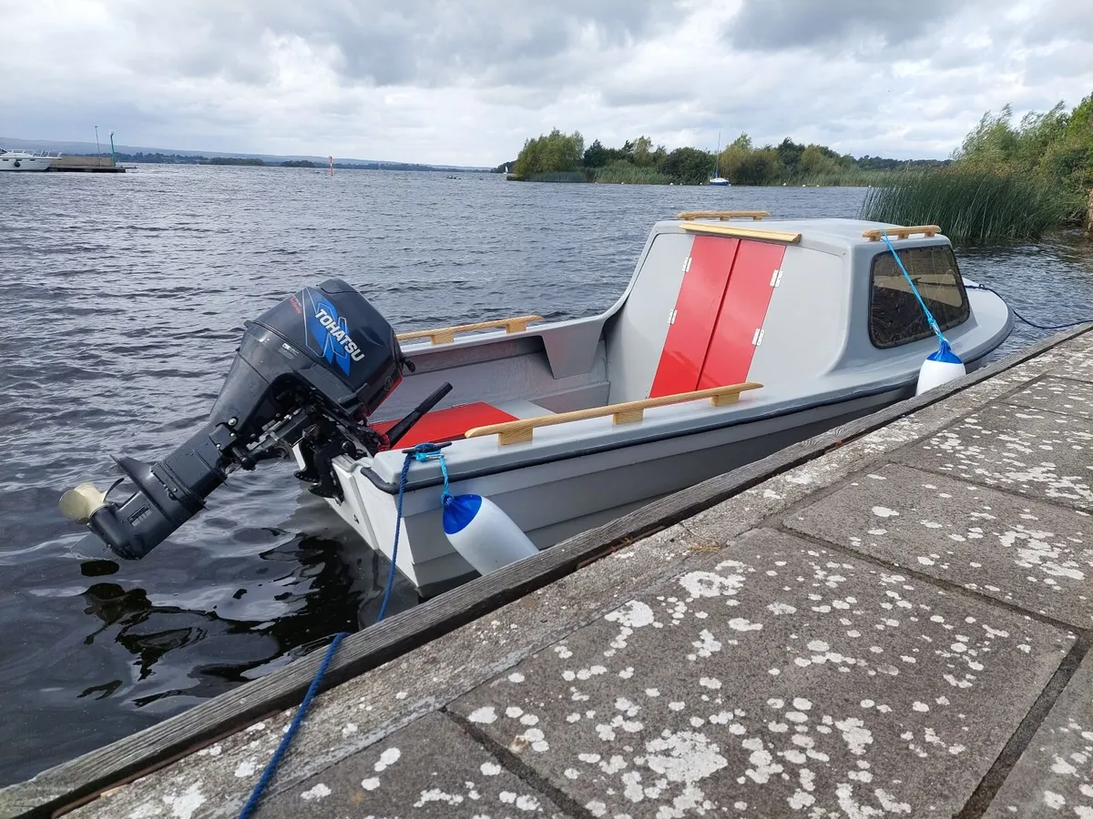 Fishing boat - Image 1
