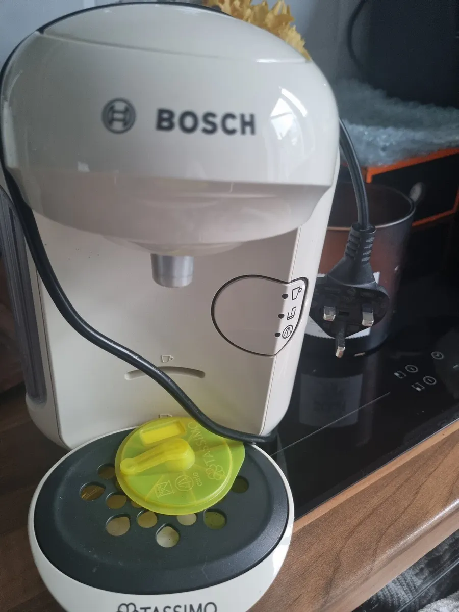 Tassimo Coffee machine and  Coffee pods