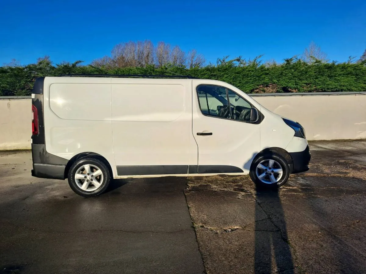 RENAULT TRAFFIC BUSINESS MODEL 1.6 DIESEL - Image 2