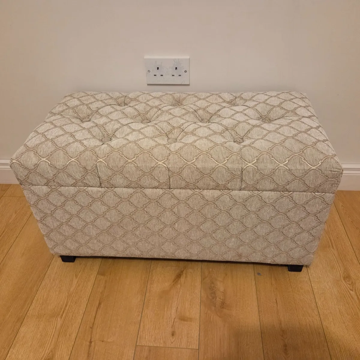 Storage bench - Image 1