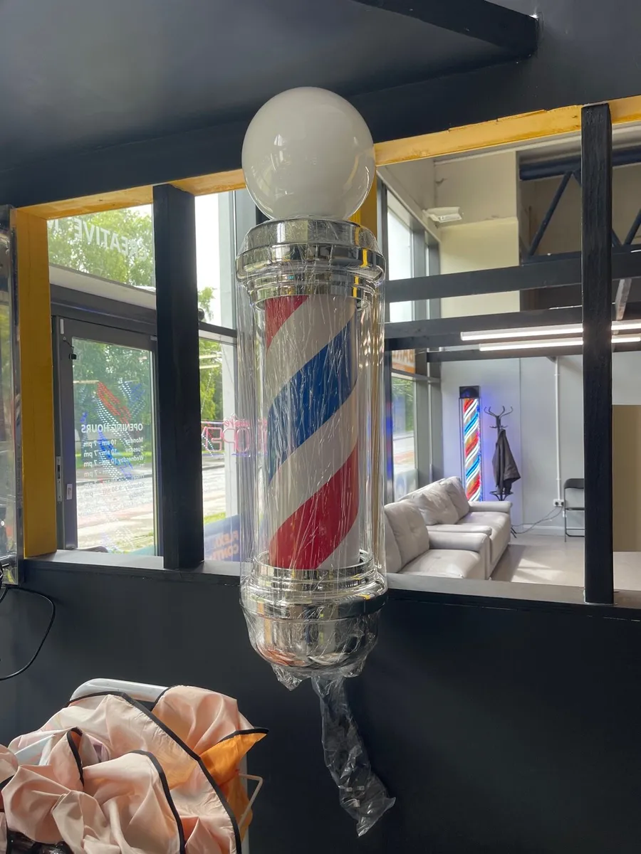 Barber chair - Image 4