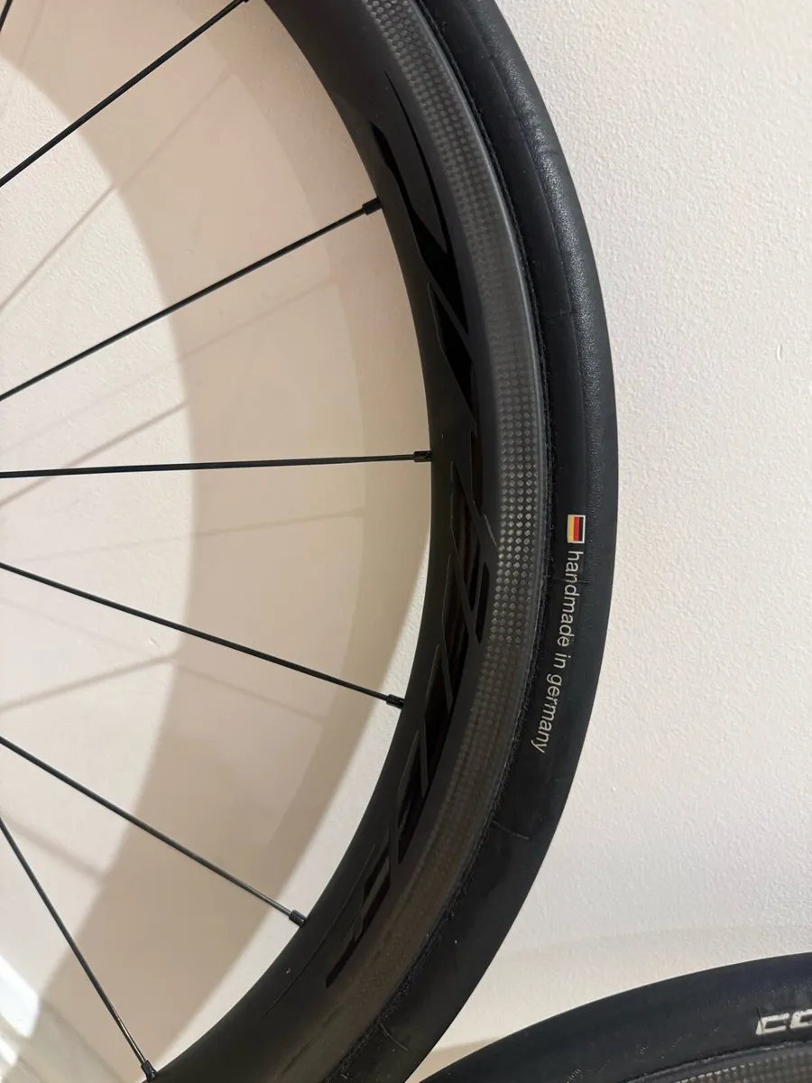 Prime black edition carbon tubular wheels - Image 2