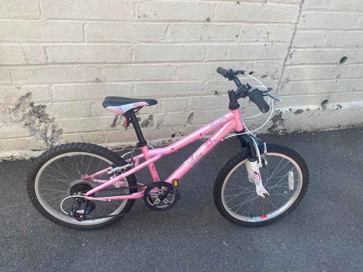 Girls bike - Image 1
