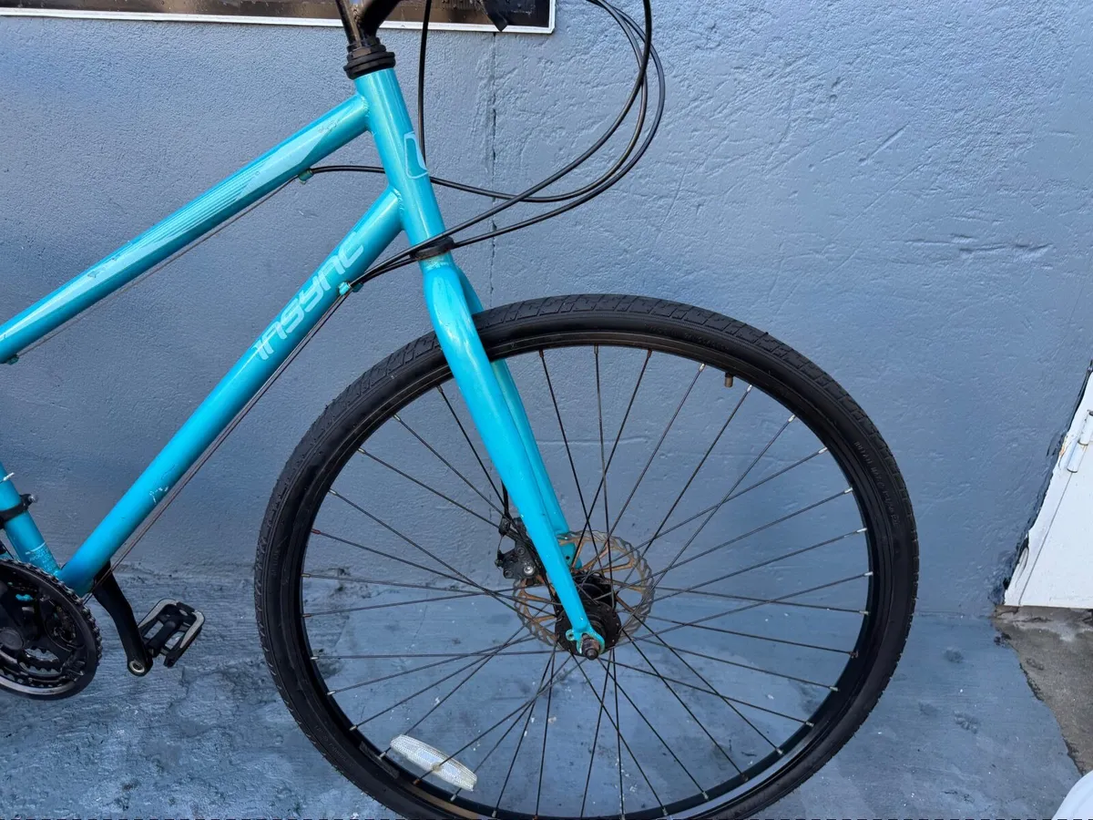 Insync Hybrid bike ❗️Open 7 days of the week ❗️ - Image 4