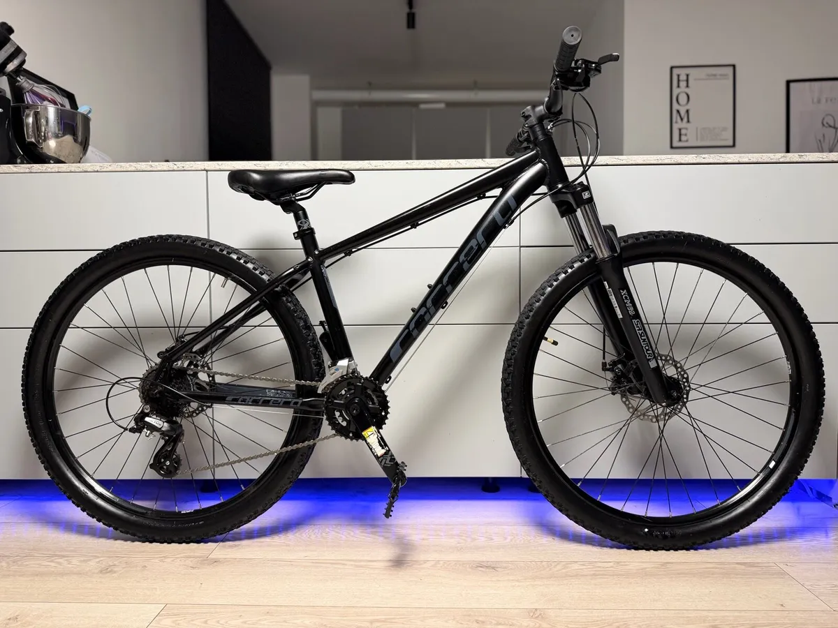 Carrera Vengeance Bike - Image 1