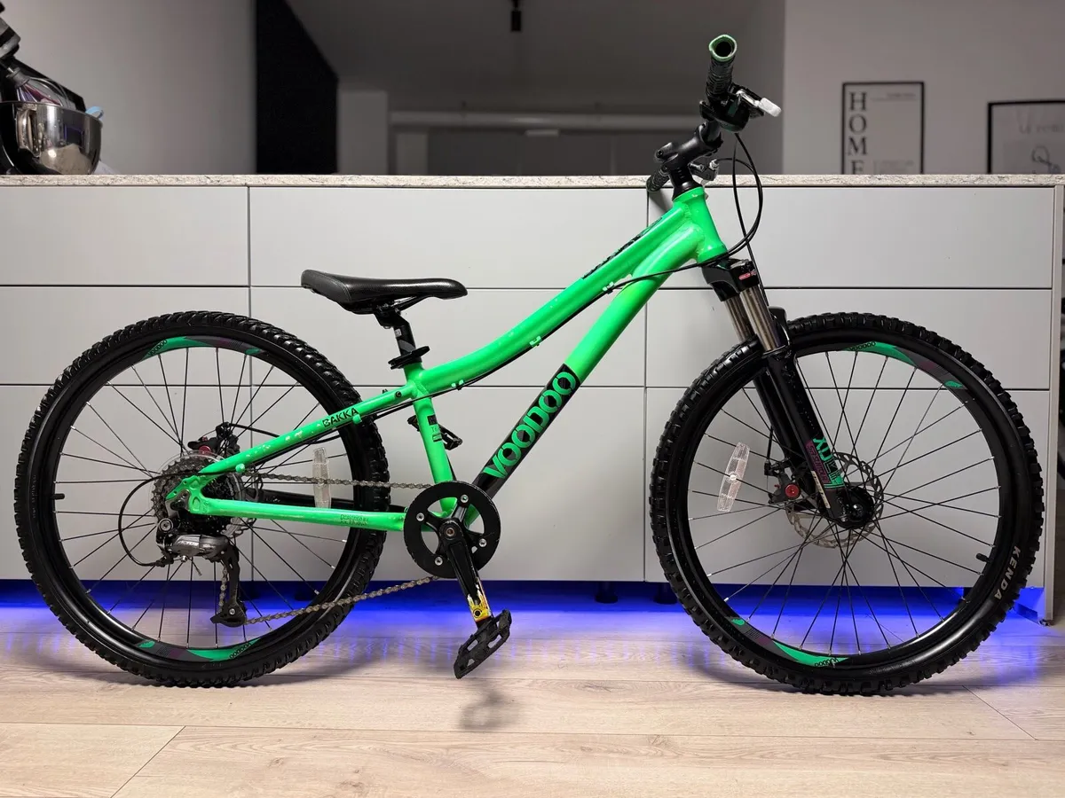 VOODOO Bakka Junior Bike 24 inch - Image 1