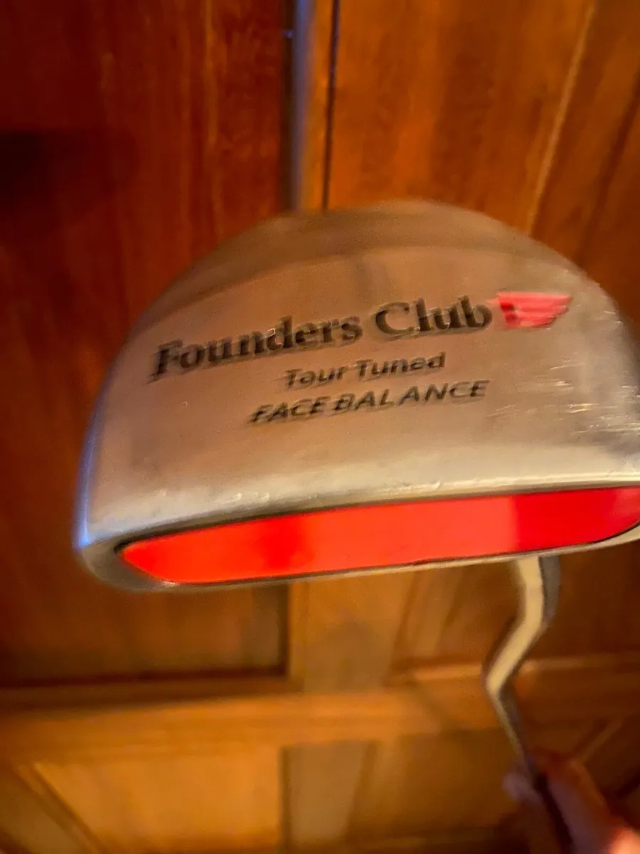 Left Handed Founders Club 35 inch putter - Image 1