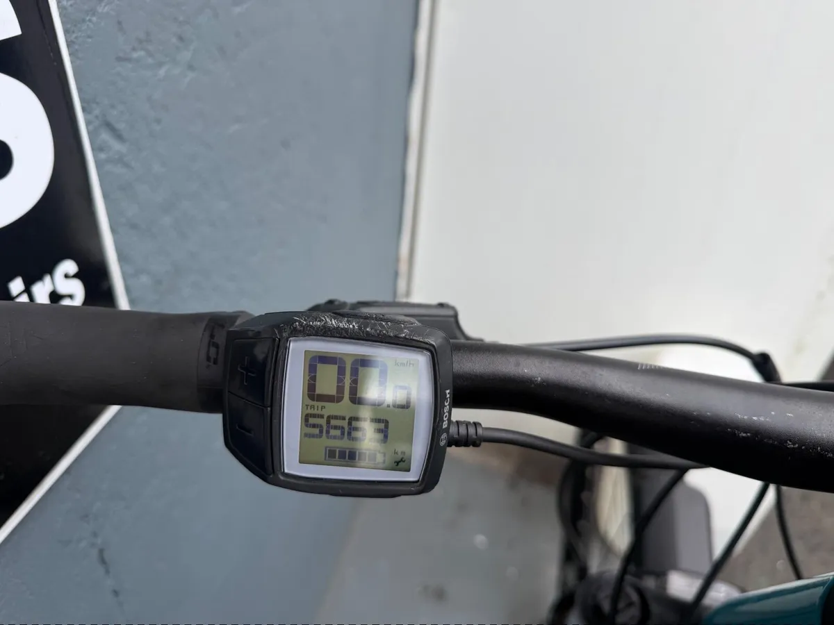 Lapierre Electrică bike ///Bosch Motor and battery - Image 2