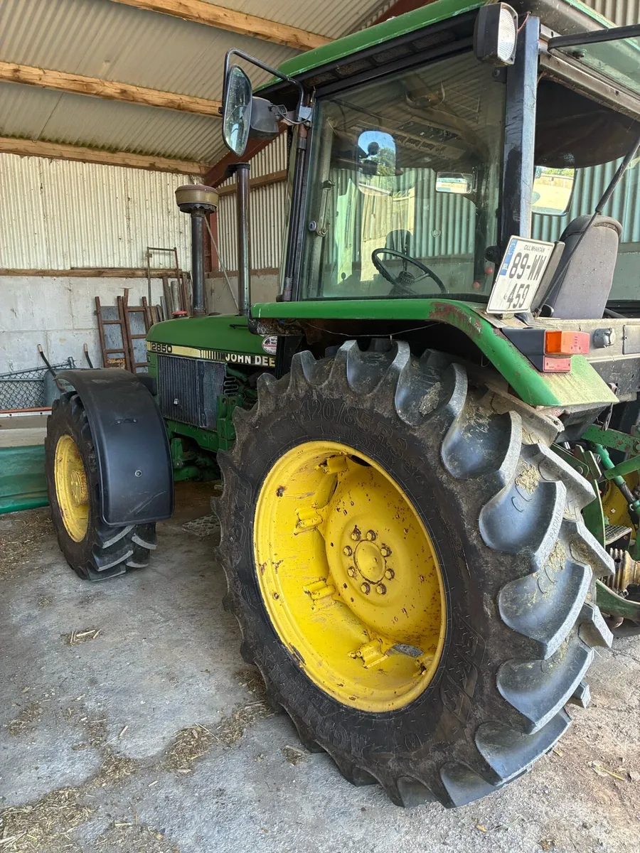 John Deere 2850 - Image 2