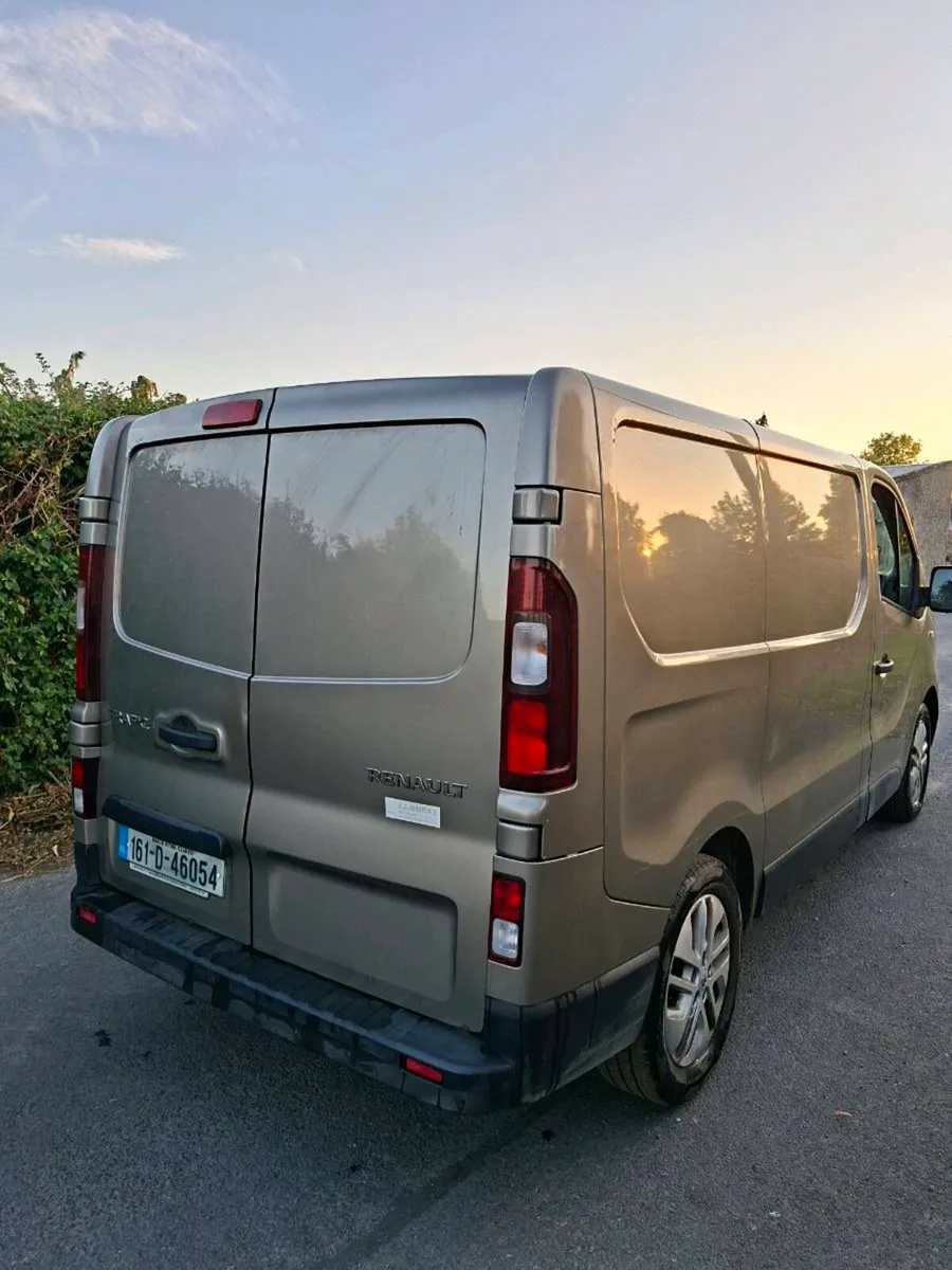 RENAULT TRAFIC 2016 DOED TAXED - Image 3