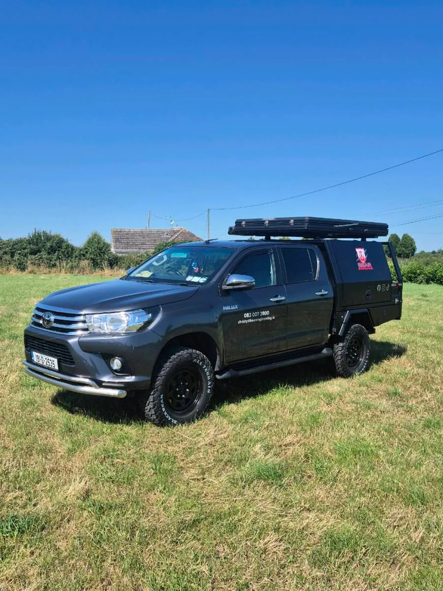 Toyota Hilux Tray and Canopy - Image 1
