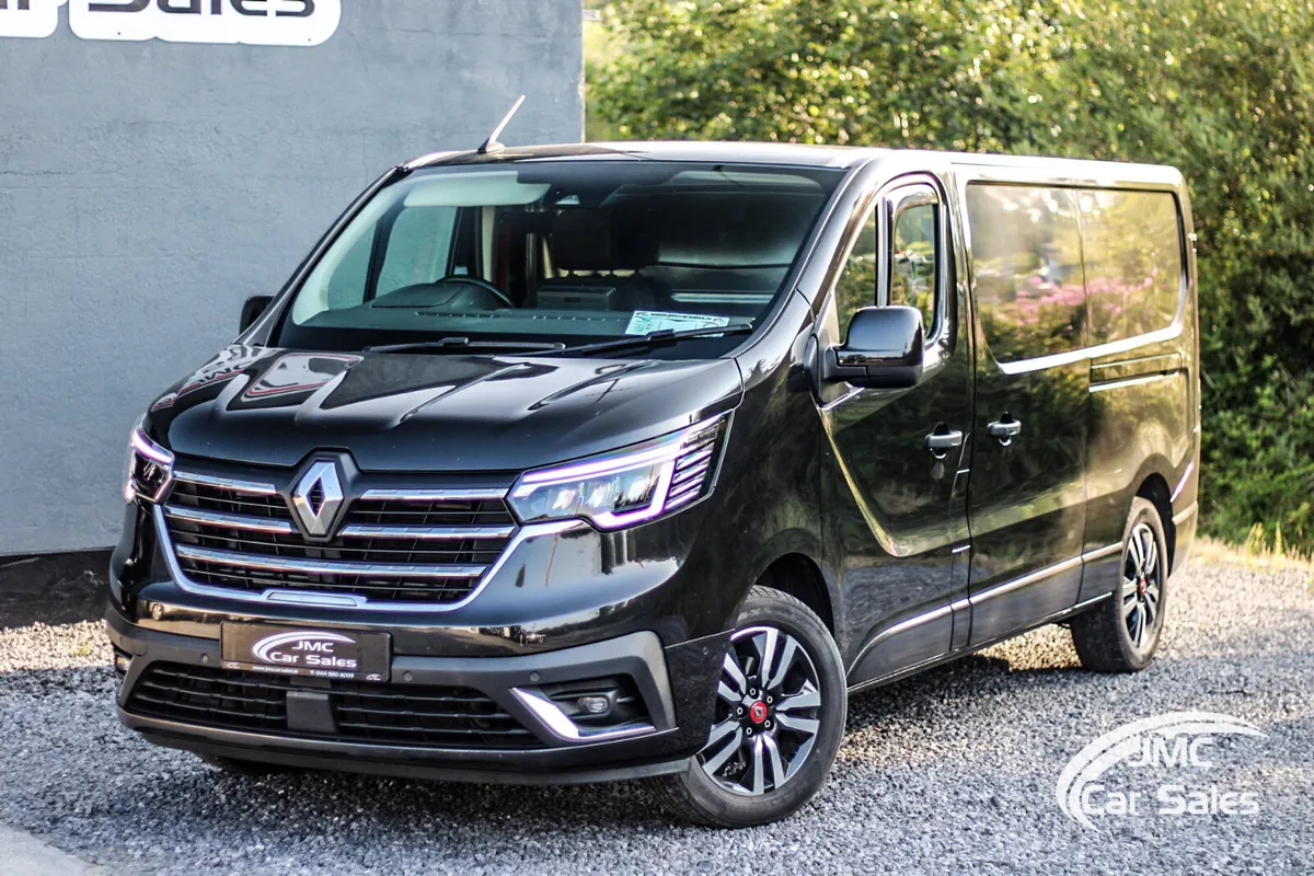 HIGH SPEC 2024 RENAULT TRAFFIC - Image 2