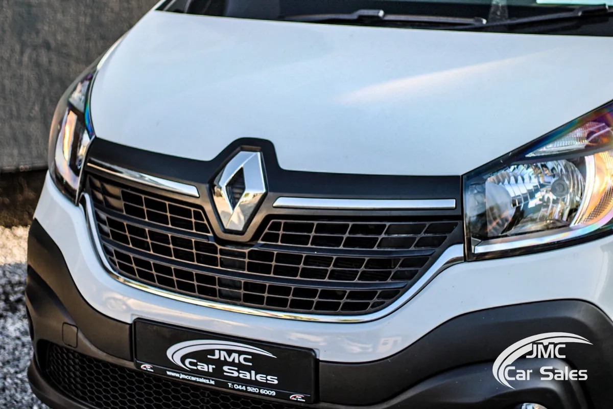 2021 RENAULT TRAFFIC  LWB - Image 4