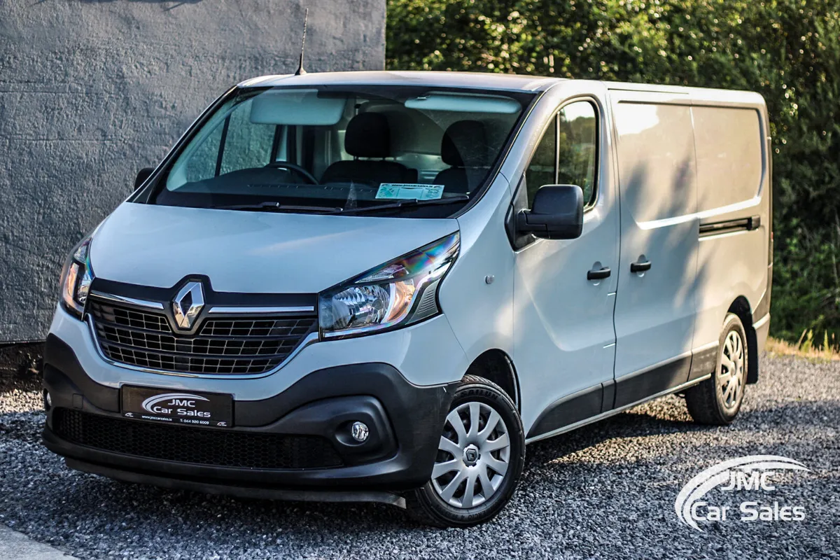 2021 RENAULT TRAFFIC  LWB - Image 2