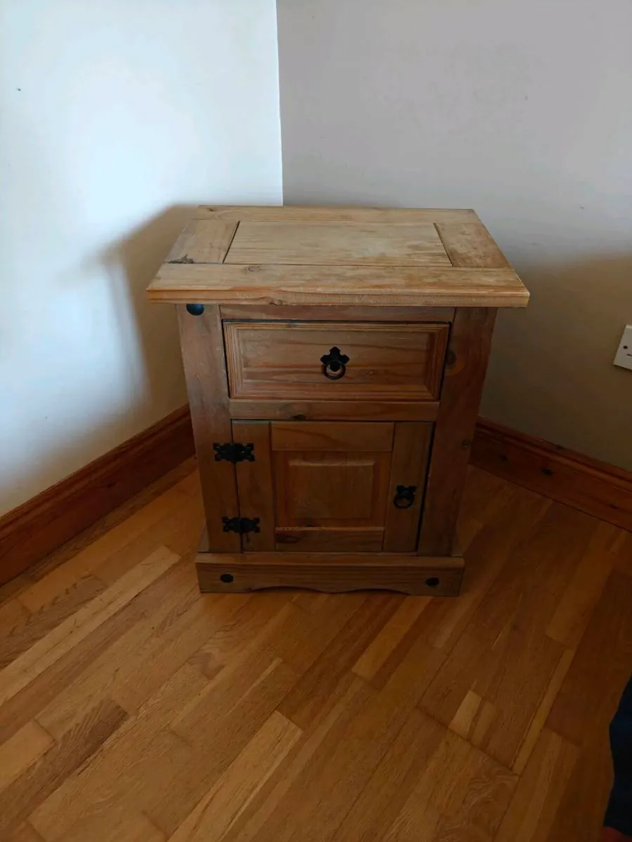 Bedroom furniture set - Image 3
