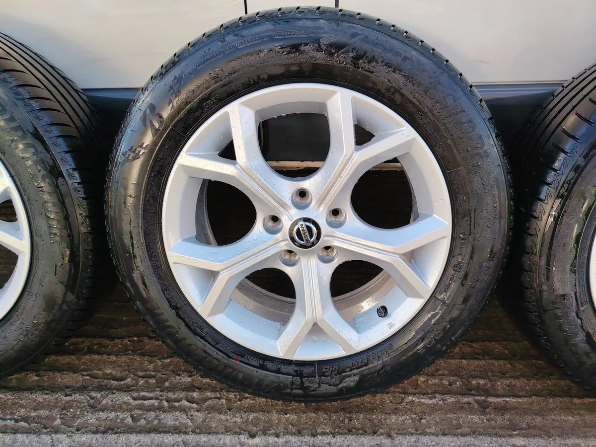 17" Nissan alloy wheels, Bridgestone tyres - Image 2