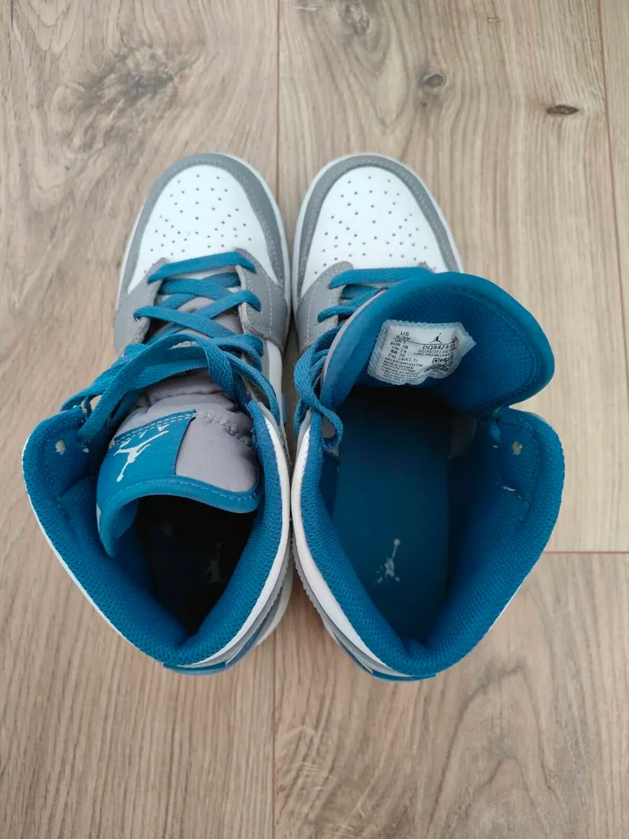 Nike Air Jordan 1 Mid GS "True Blue Cement" - Image 2