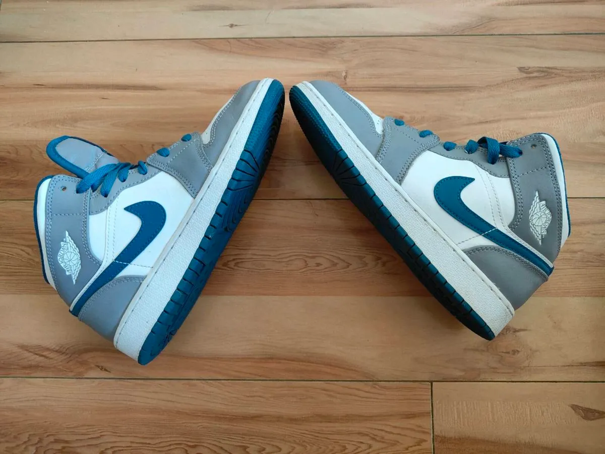 Nike Air Jordan 1 Mid GS "True Blue Cement" - Image 3