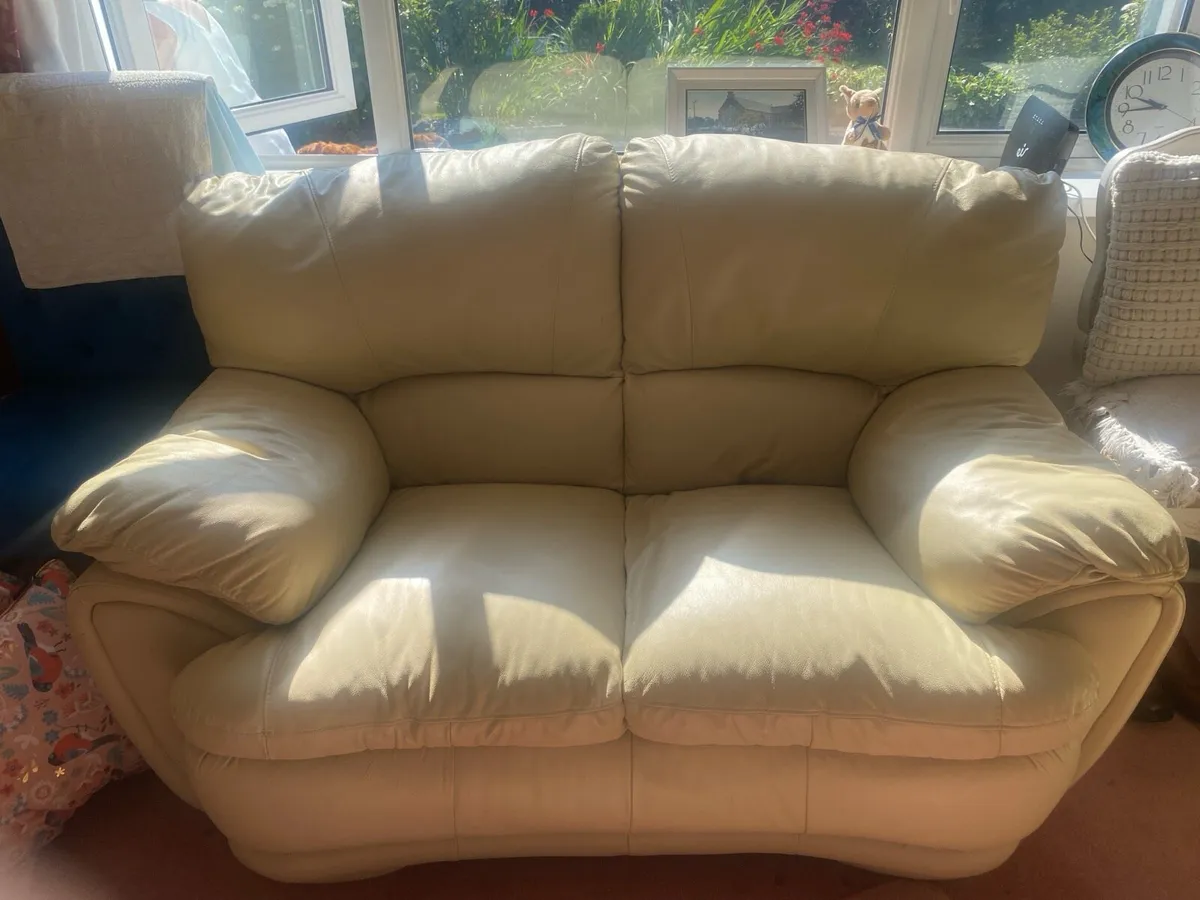 3 piece suite - Image 4