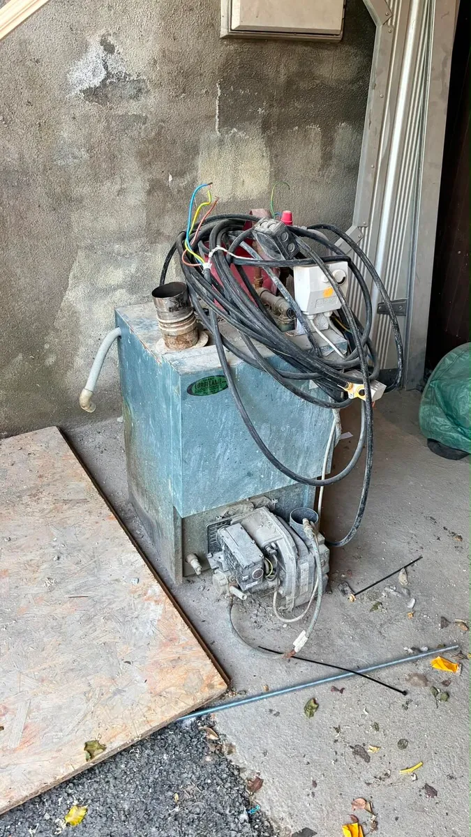 Grant Euroflame Condensing Boiler House 70-90 - Image 1